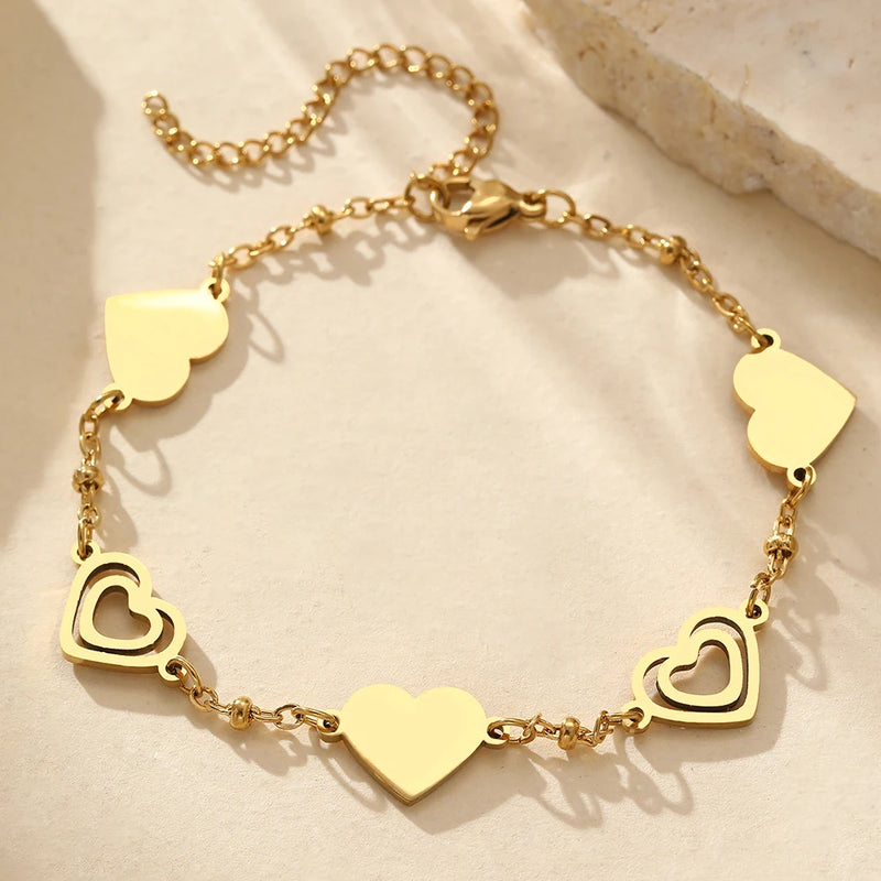 Stainless Steel Bracelets Fresh Double Heart Design Openwork Carving Noble Bracelets for Women Jewelry Luxuries Banquet Gifts